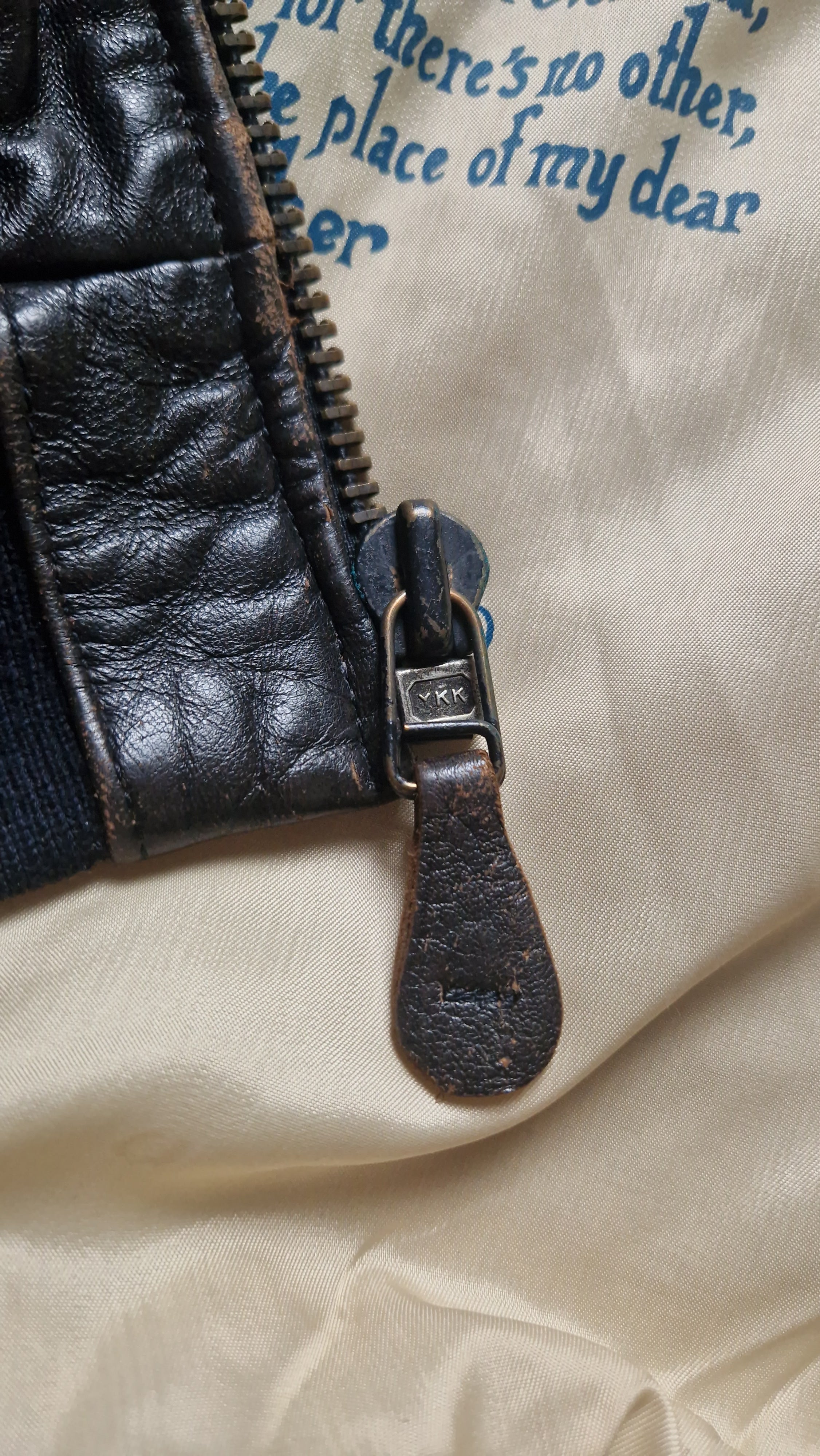 Rare! 1989 Avirex Lederjacke A2 "Sweetest Of Texas England 1944" Made In Korea Dunkelbraun