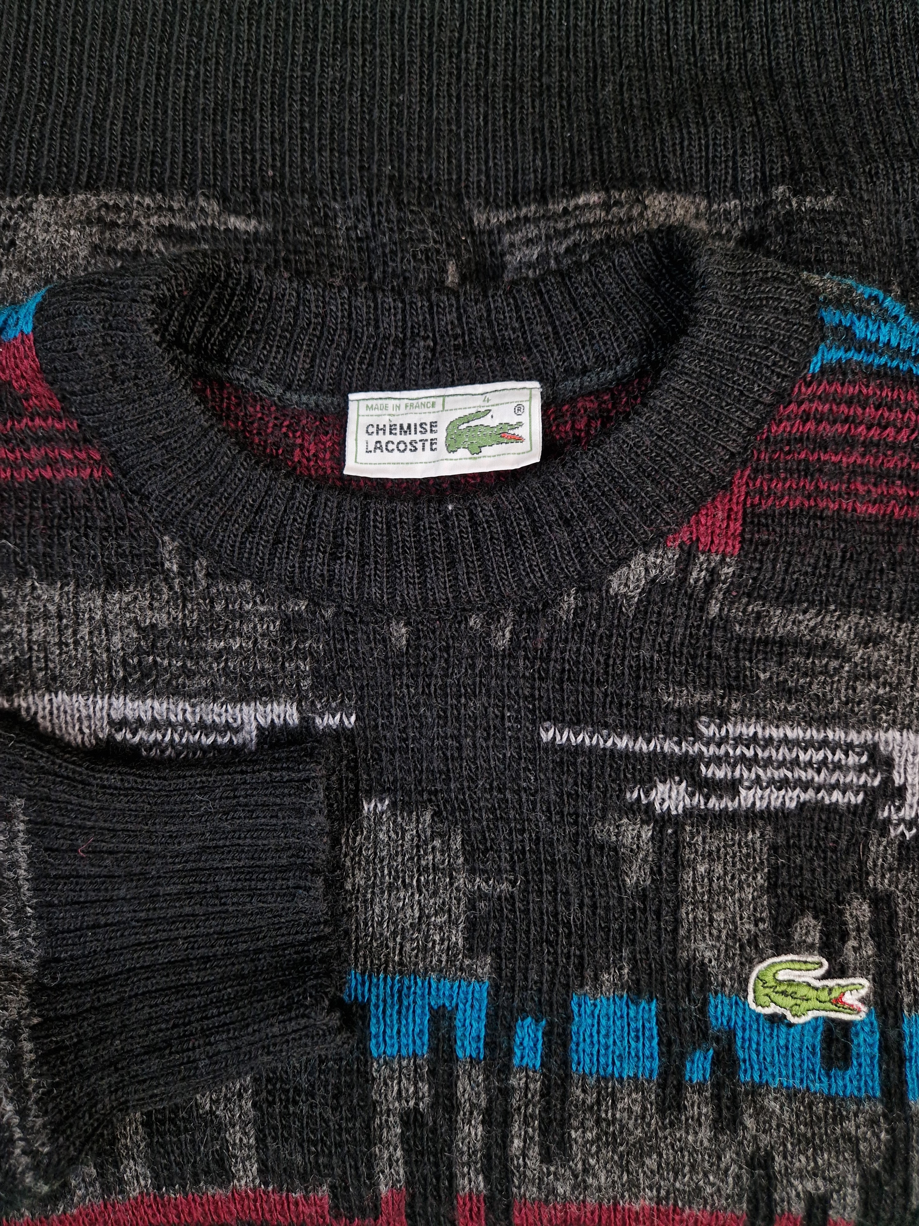 Vintage Lacoste Strickpullover Abstract Pattern 70% Wolle  Made In France Schwarz Rot (4) M - RareRags