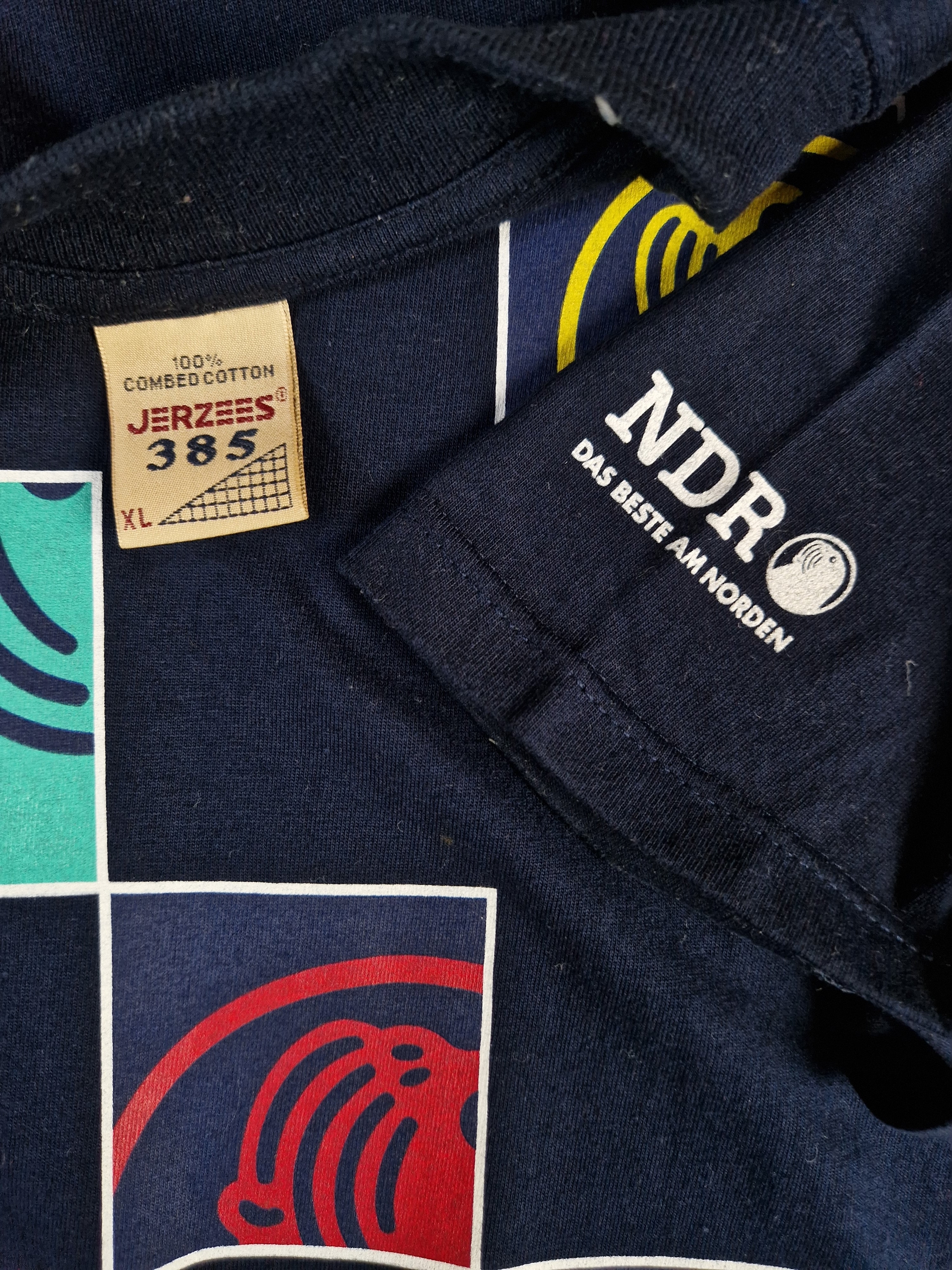 Vintage Jerzees Shirt "NDR, das Beste am Norden" Made In Scotland Dunkelblau XL - RareRags
