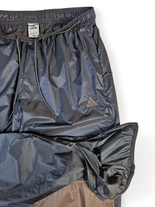 Nike Trackpants ACG Dünner Stoff Schwarz Braun M