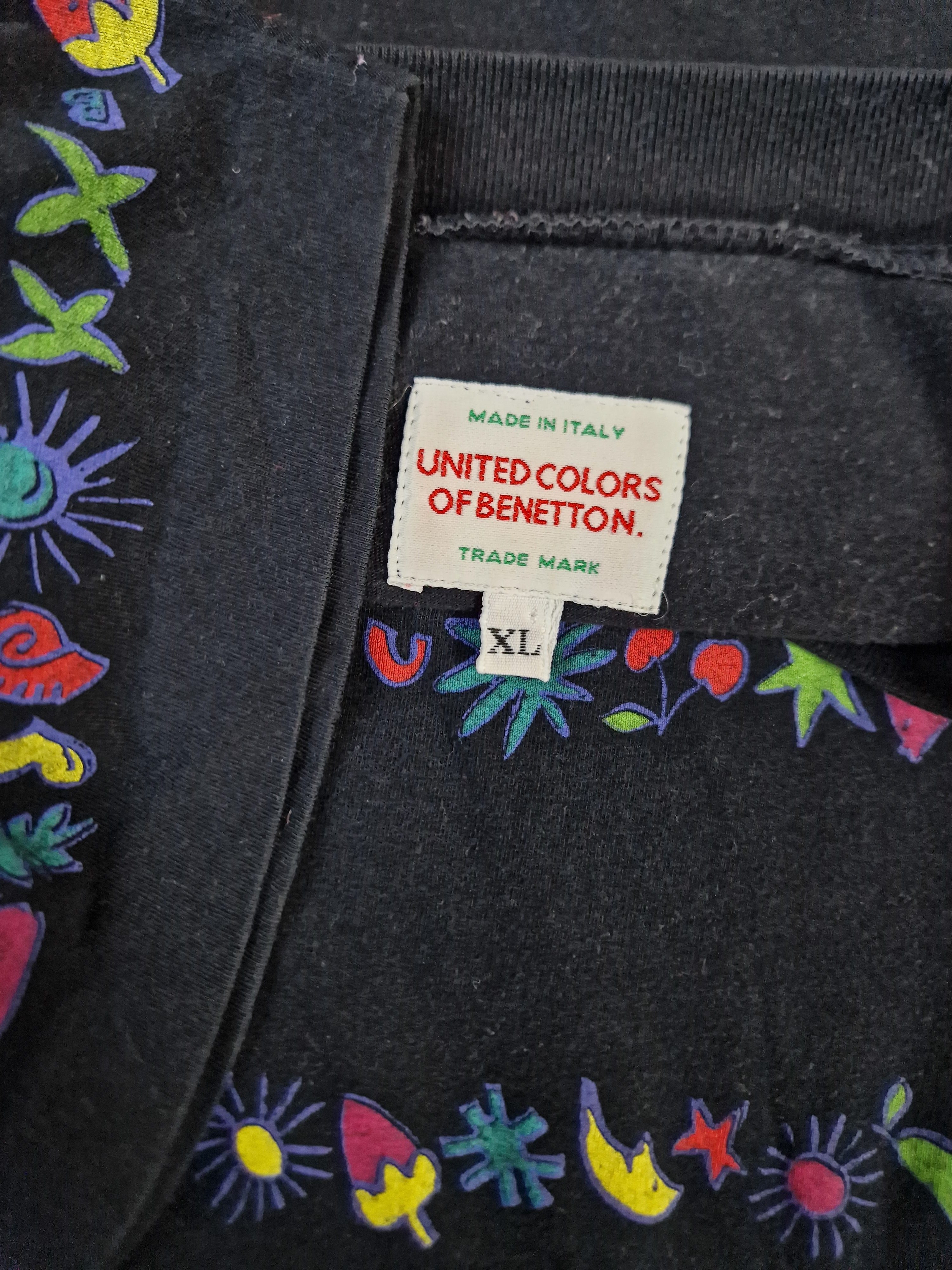 Vintage United Colors Of Benetton Shirt Blumen Print Single Stitch Made In Italy Schwarz XL - RareRags