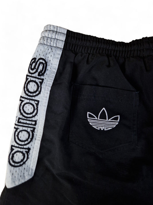 Vintage Adidas Shorts Schwarz Rot (D6) M-L