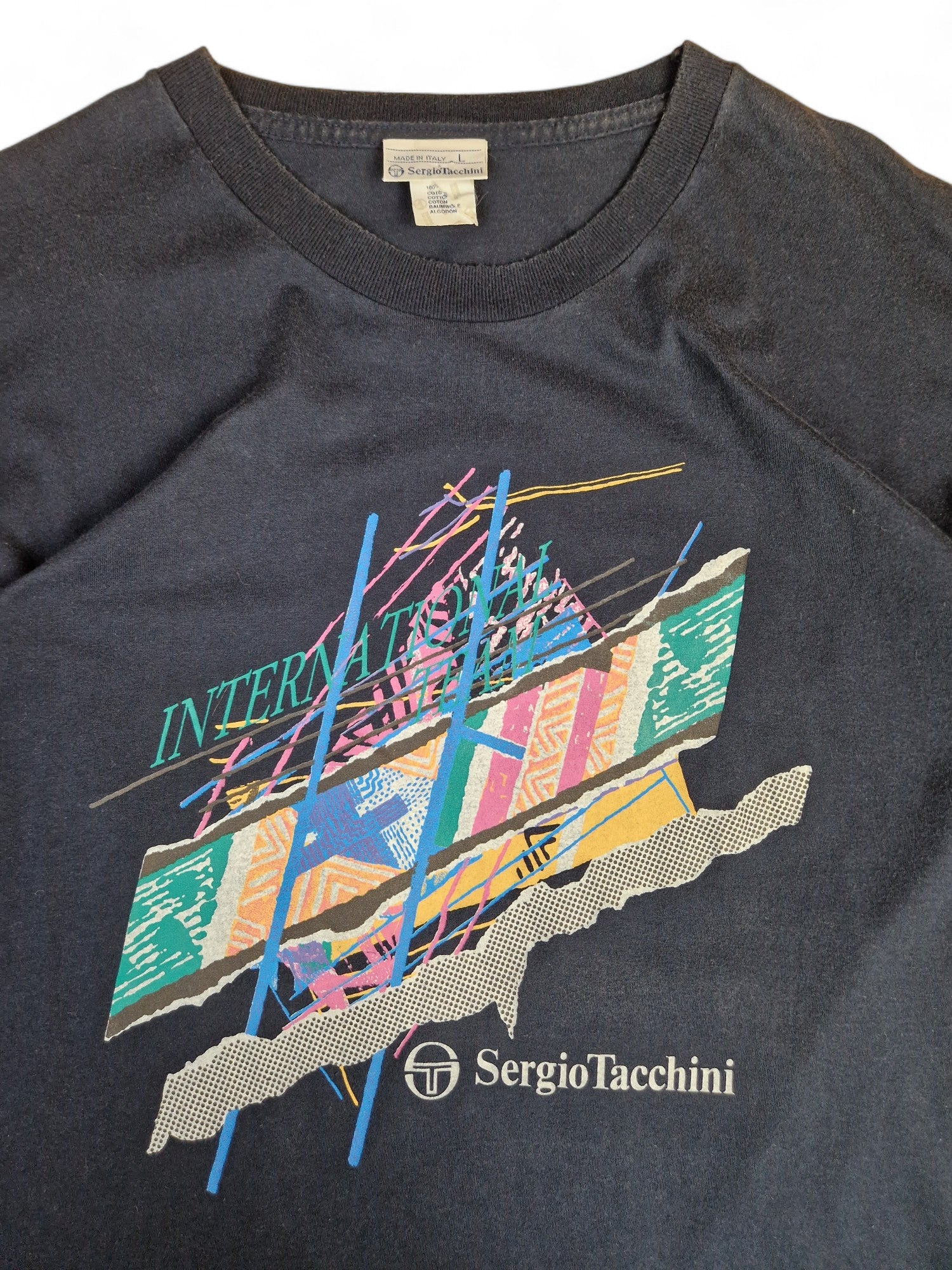 Vintage Sergio Tacchini Shirt "International Team" Single Stitch Made In Italy Dunkelblau L - RareRags