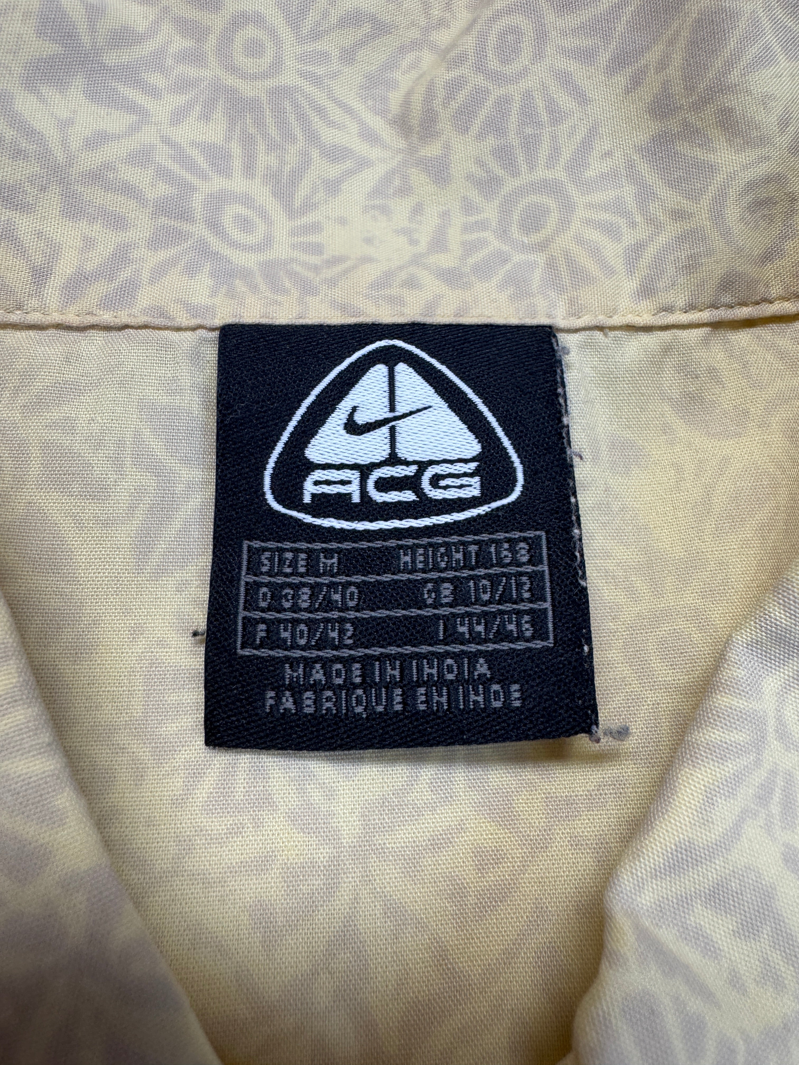 00s Nike ACG Hemd Gelb Grau M