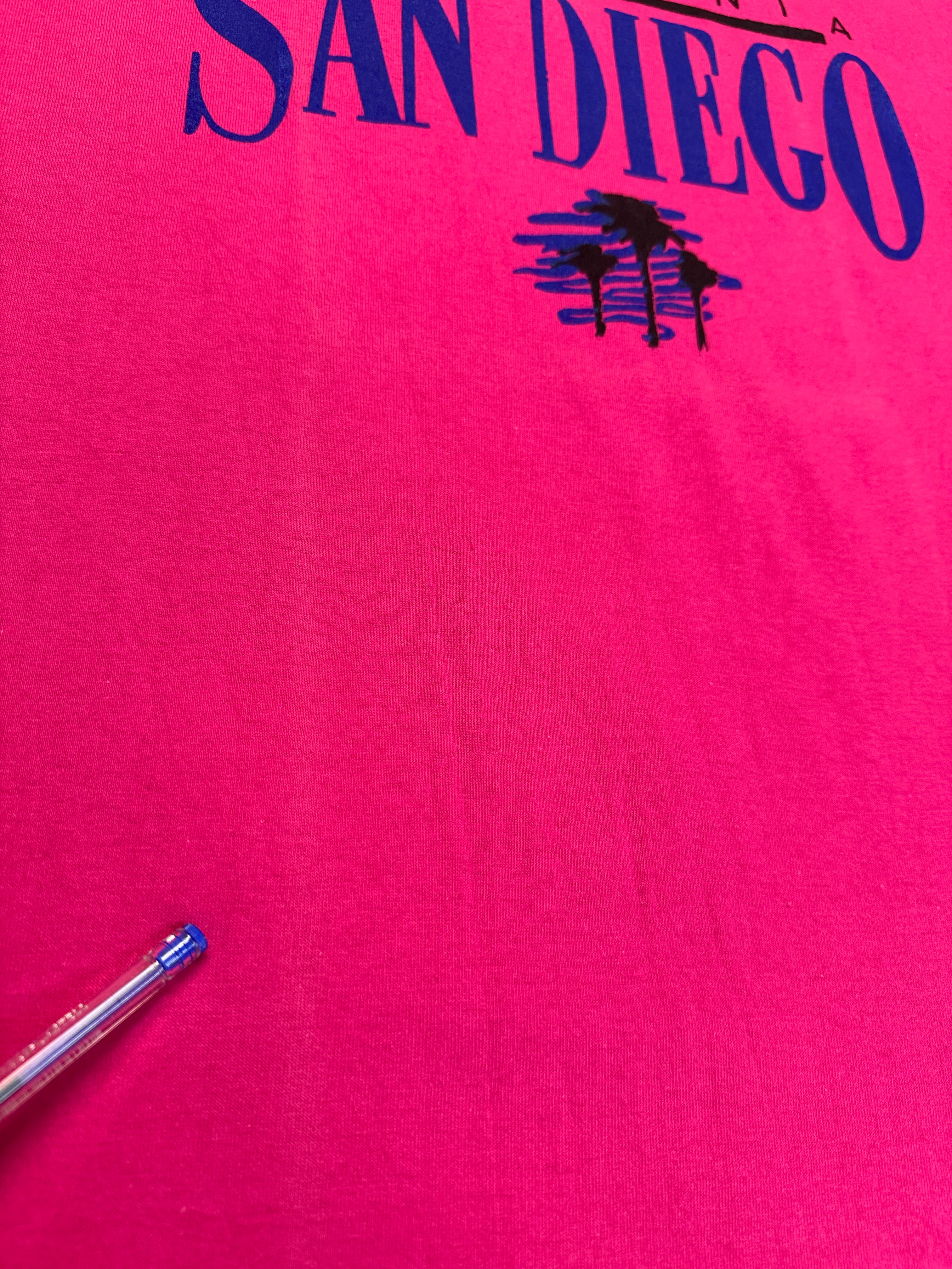 90s Oneita Souvenir Shirt "California San Diego" Made In USA Single Stitch Rosa XL