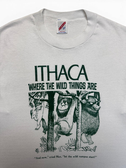 90s Jerzees Shirt "Where The Wild Things Are" Single Stitch Made In USA Weiß