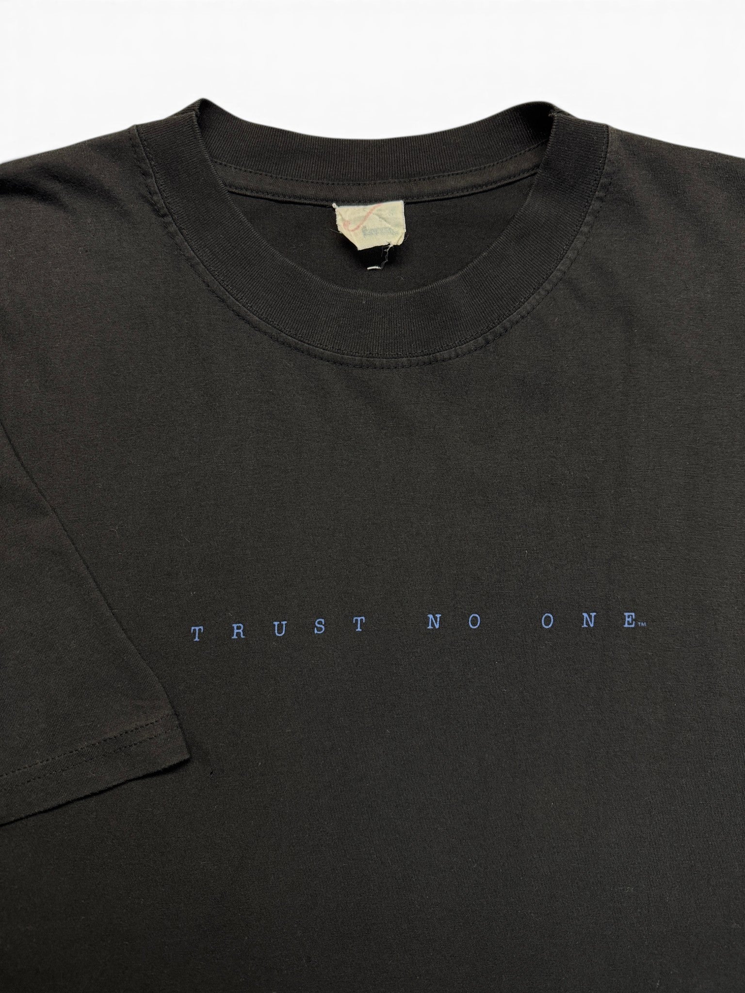 1995 Twentieth Century Shirt X Files "Trust no one" Schwarz