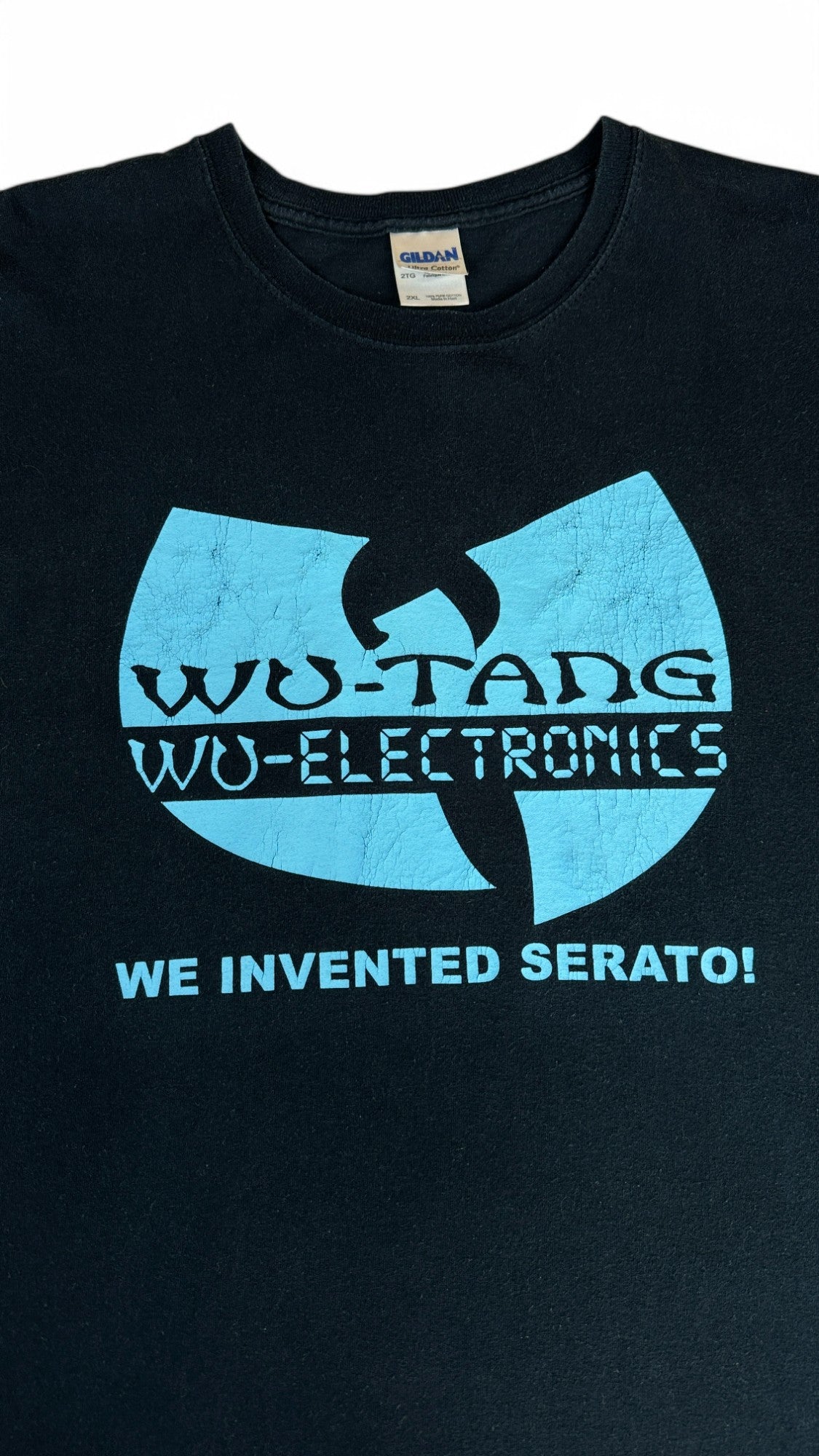Gildan Shirt 00s Wu-Tang "Wu Electronics" Schwarz XXL