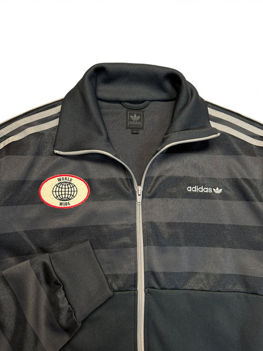 2007 Adidas Sportjacke "World Wide" Grau L