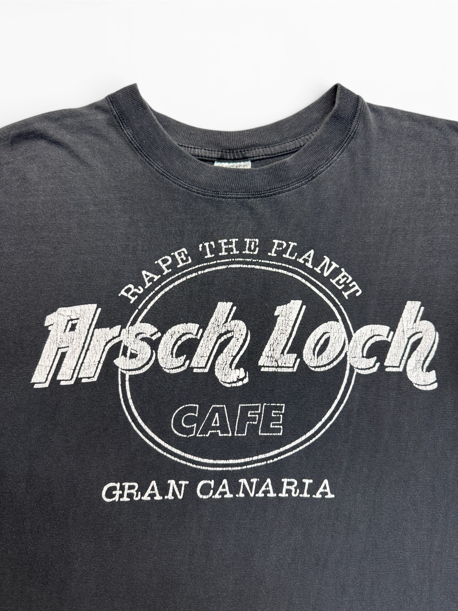 90s Hard Rock Cafe Parody Shirt "Arsch Loch Cafe Rape The Planet" Faded Schwarz