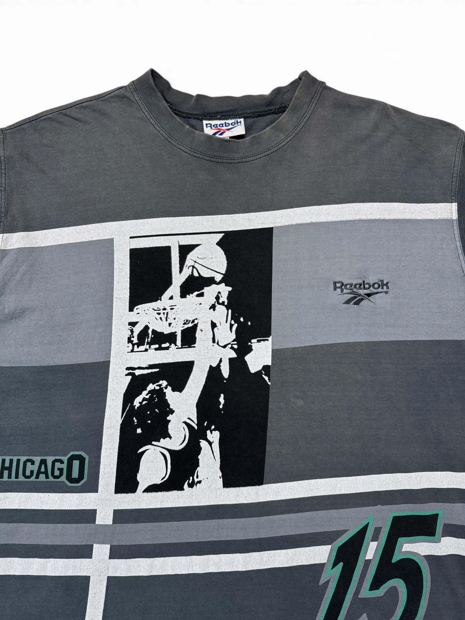 90s Reebok Basketball Shirt "Chicago 15" Grau