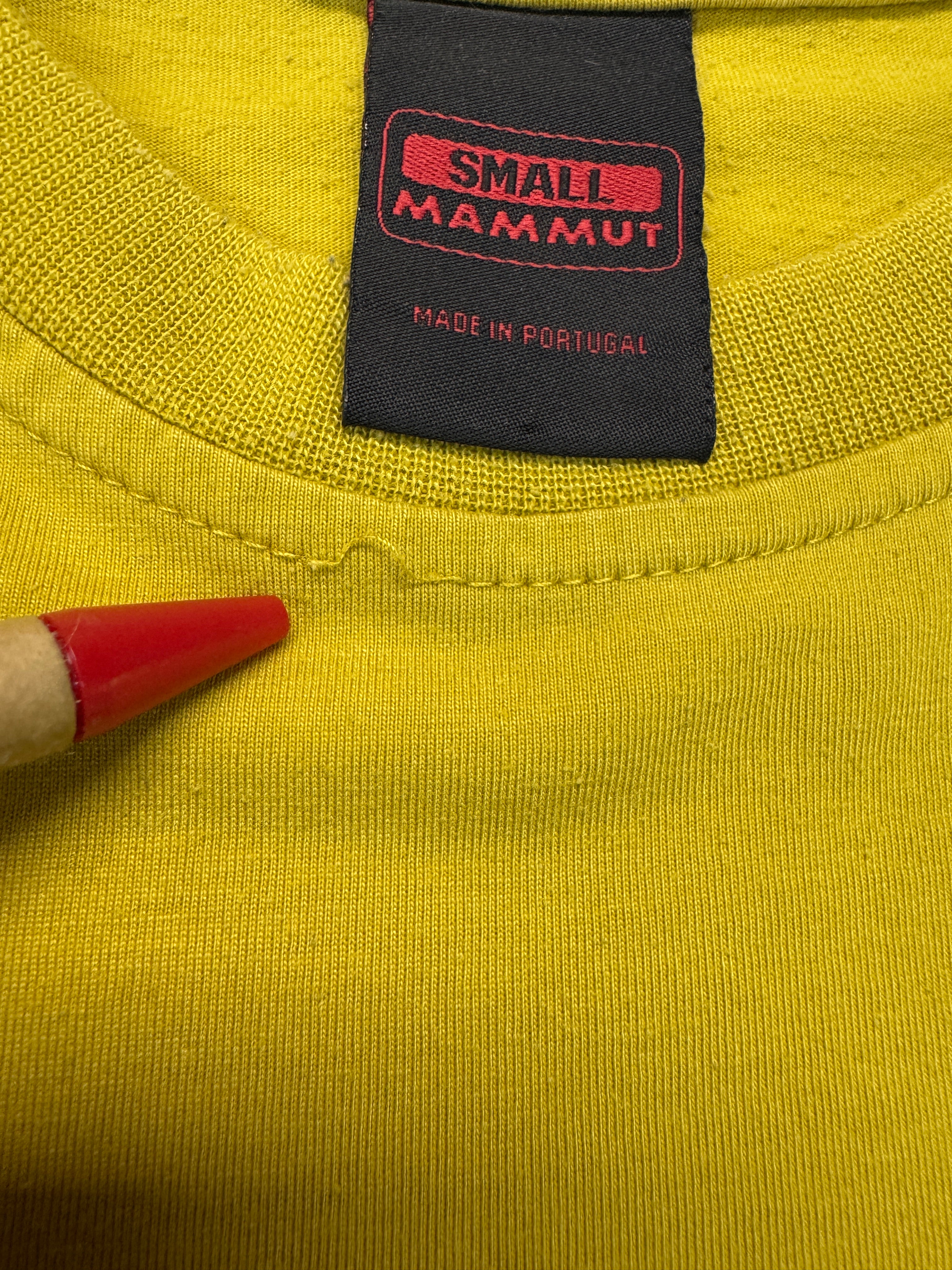 90s Mammut Logo Shirt Made In Portugal Gelb