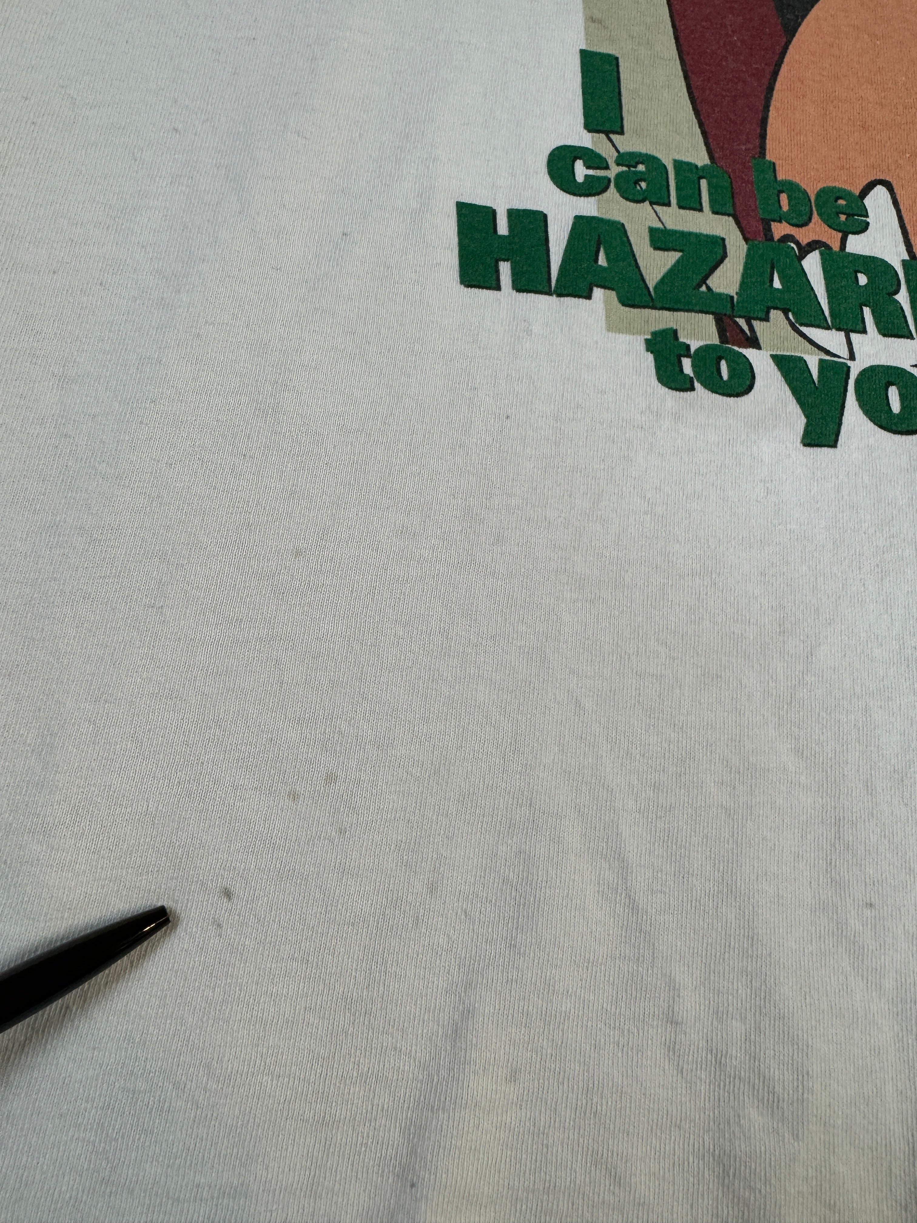 Vintage Warner Bros. Shirt 90s Taz "I can be HAZARDOUS to your health!" Stained Single Stitch Made In USA Weiß L