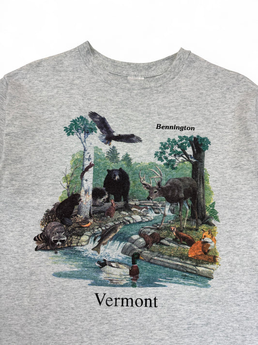 Vintage Fruit Of The Loom Shirt 90s Wildlife Print "Bennington, Vermont" Grau L