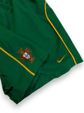 2002 Nike Shorts Portugal Grün