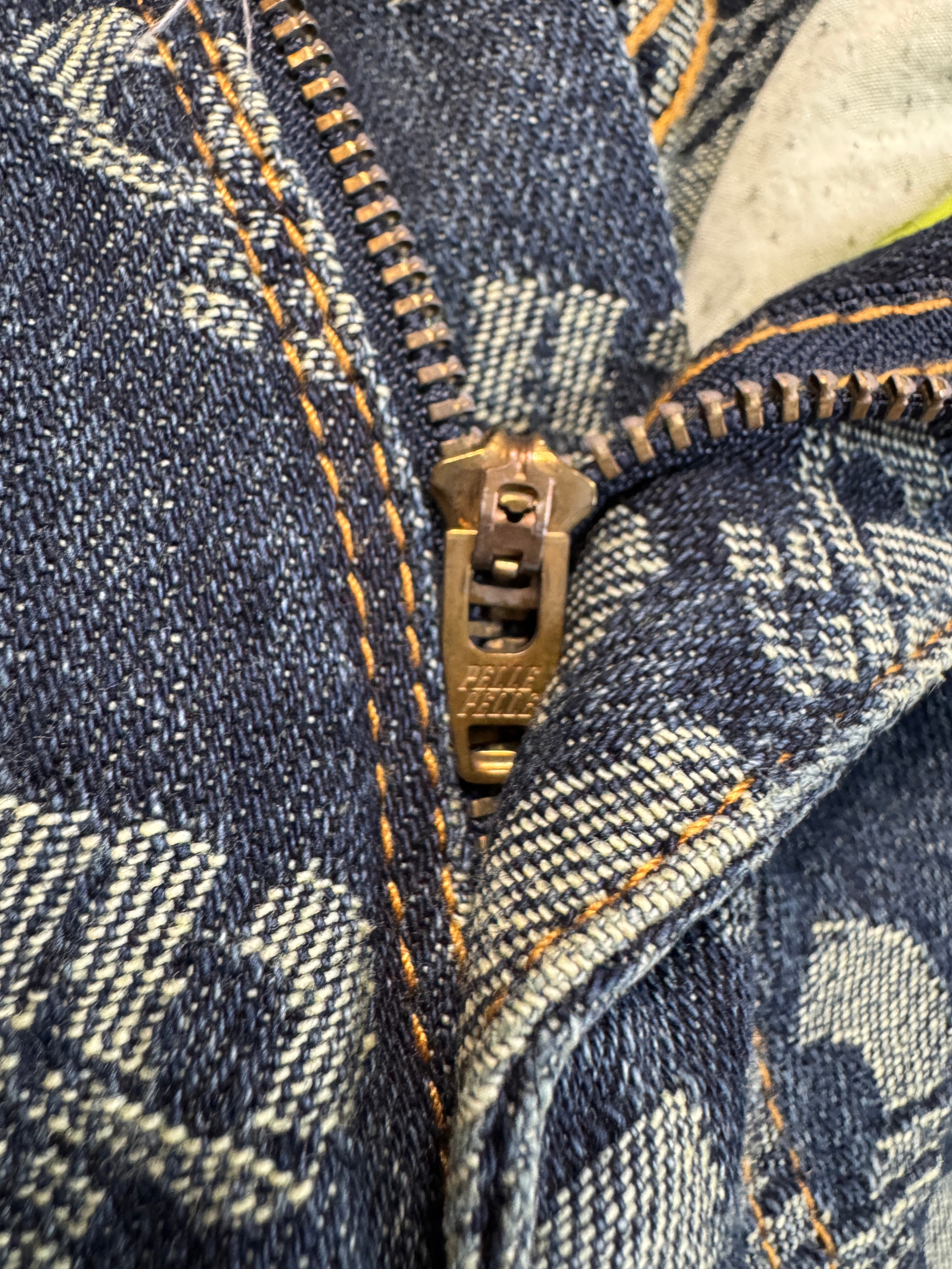 90s Pelle Pelle Baggy Jeans Monogramm Made In Hong Kong Dunkelblau W38 L34 - RareRags