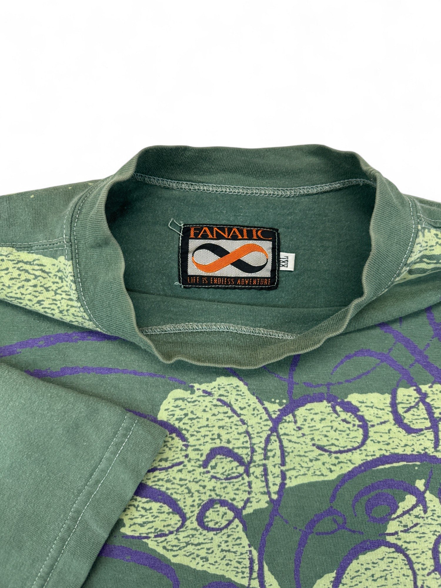 Vintage Fanatic Shirt 90s „Life Is Endless Adventure“ Grün XXL