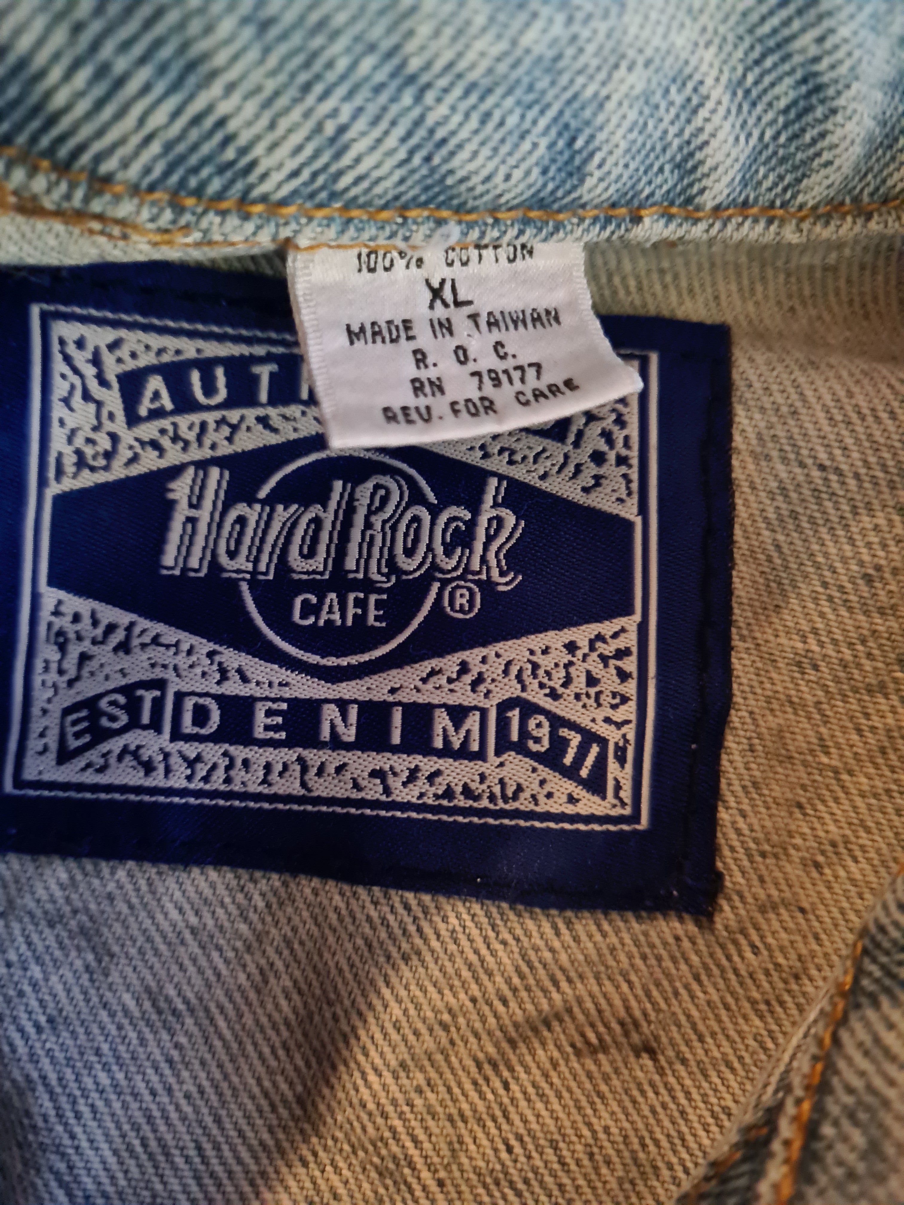 Vintage Hard Rock Cafe Jeansjacke Basic Hellblau XL - RareRags