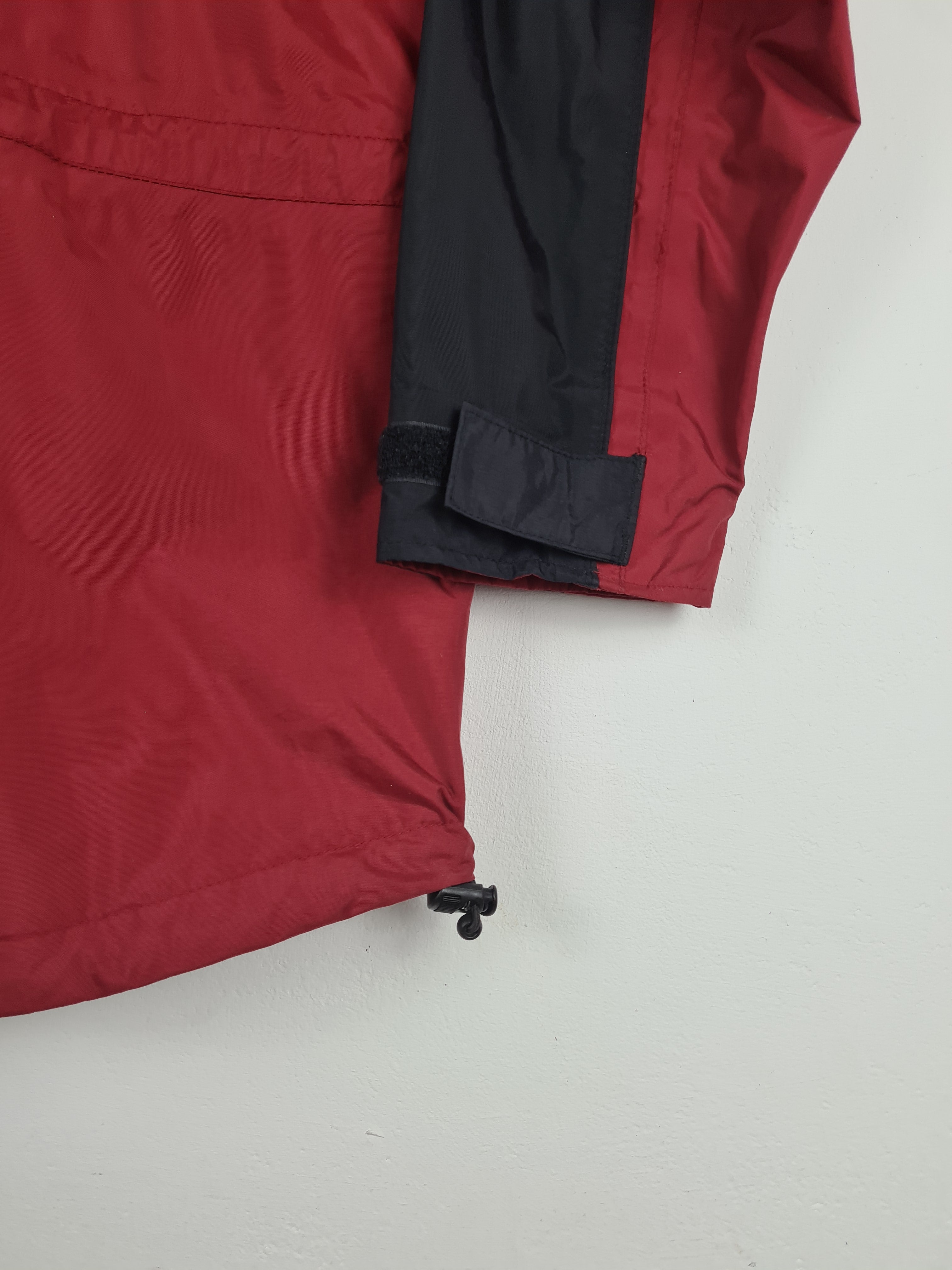 Helly Hansen Jacket Red S - RareRags