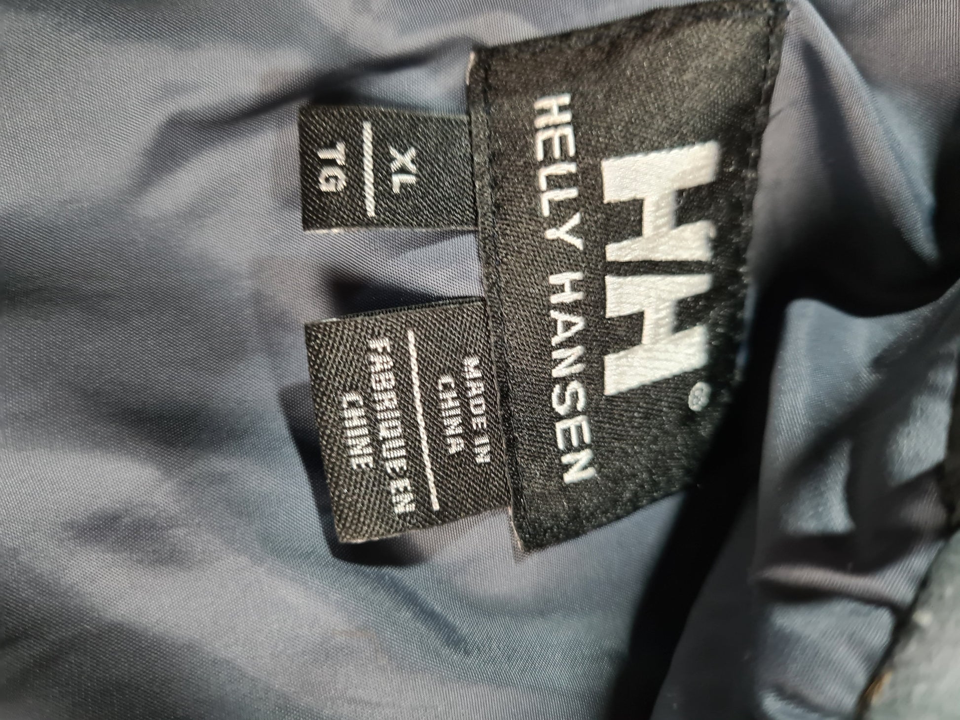 Vintage Helly Hansen Daunenjacke Basic Bestickt Rot/Anthrazit XL - RareRags