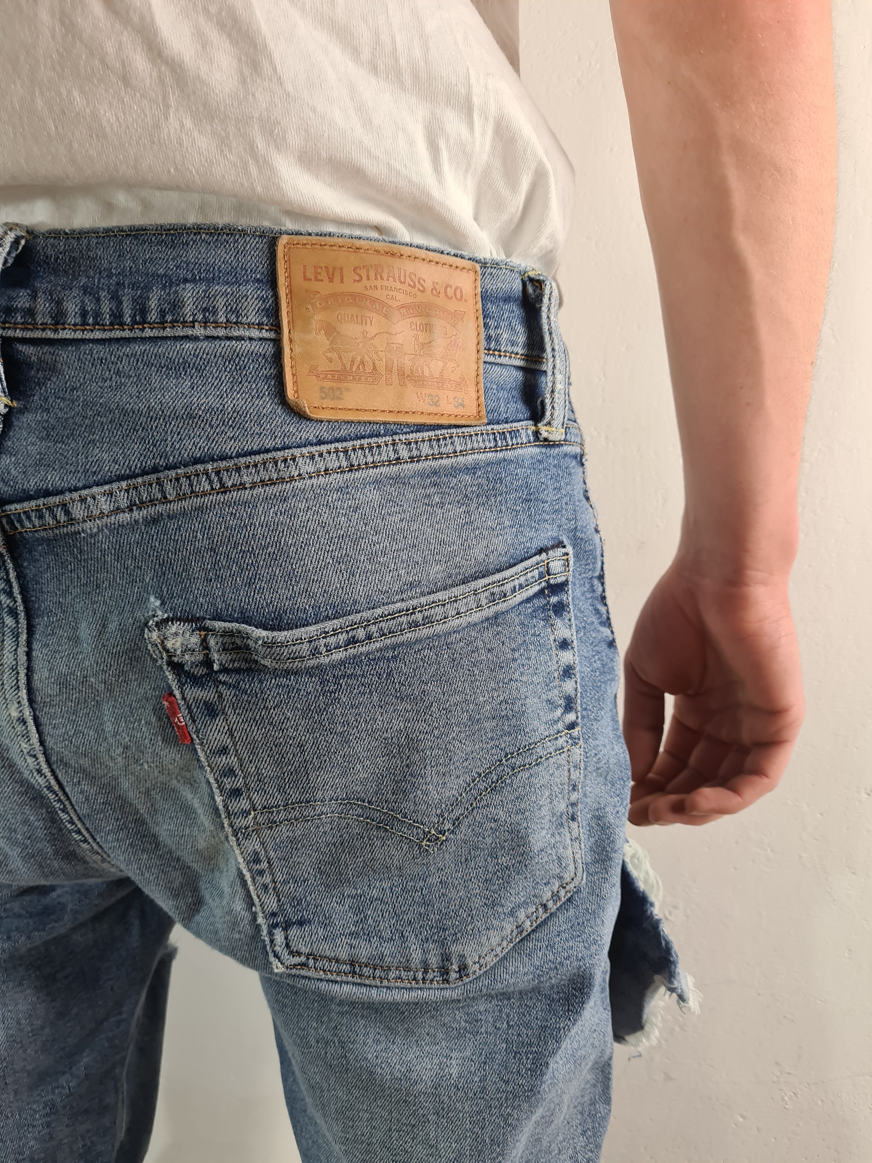 Moderne Levis Jeans 502 Used Look Hellblau W 32 L 34 - RareRags