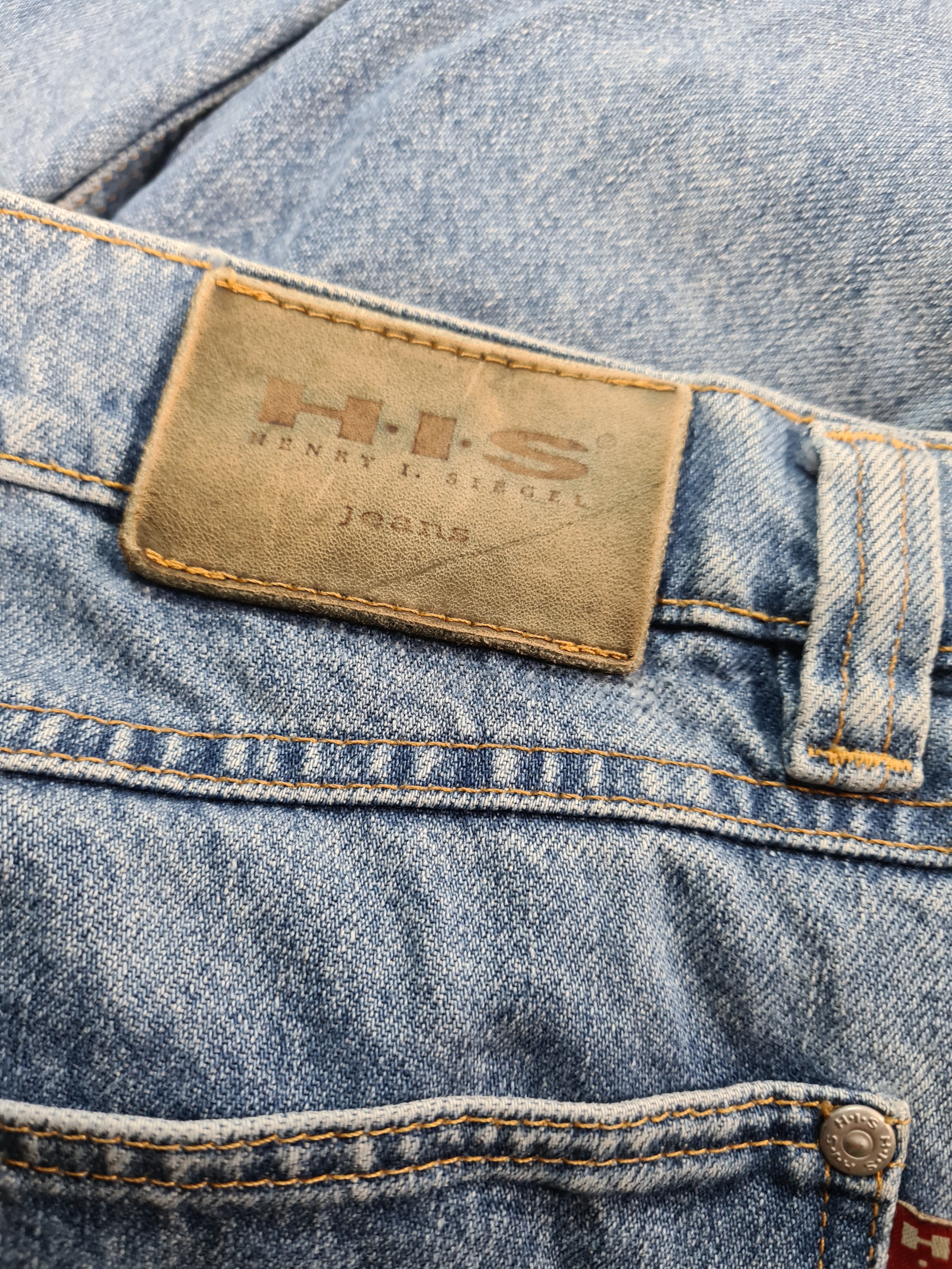 Vintage HIS Jeans Basic Hellblau L-XL - RareRags