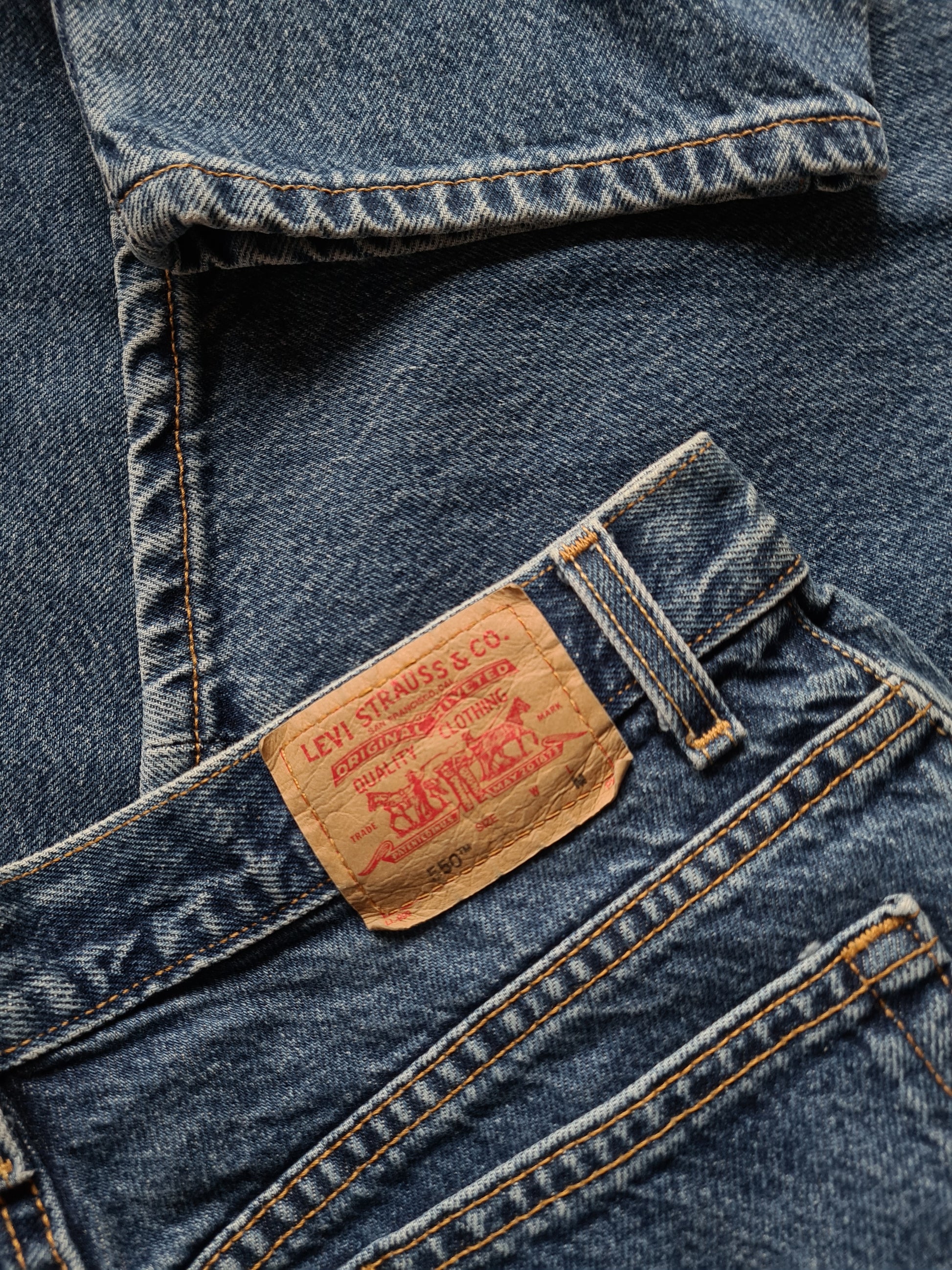 Vintage Levis Jeans 550 Classic Relaxed Fit Tapered Leg Made In Mexico M - RareRags