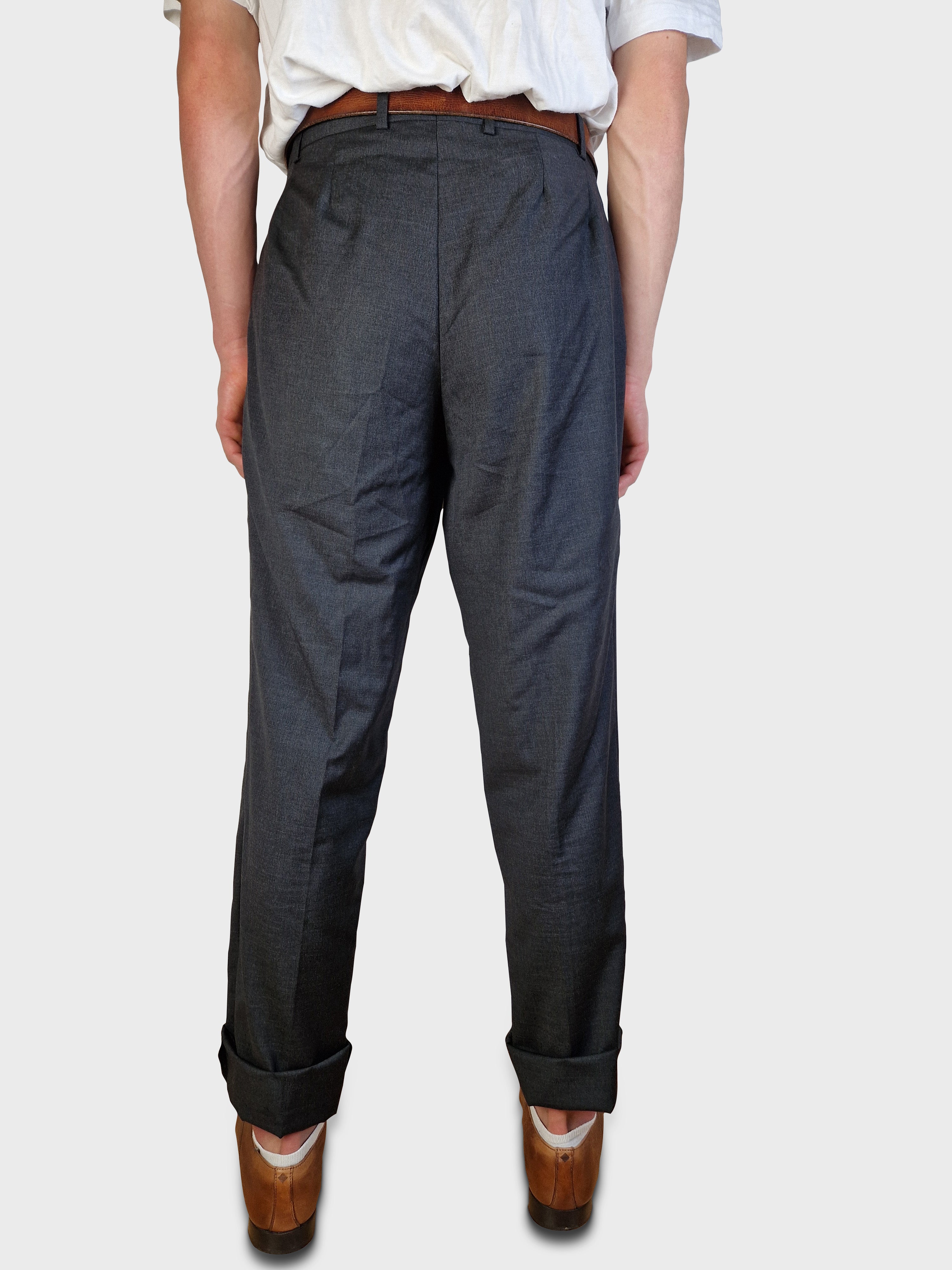 Moderne Loro Piana Anzughose Travellight 100% New Zealand Merino Wool L-XL - RareRags