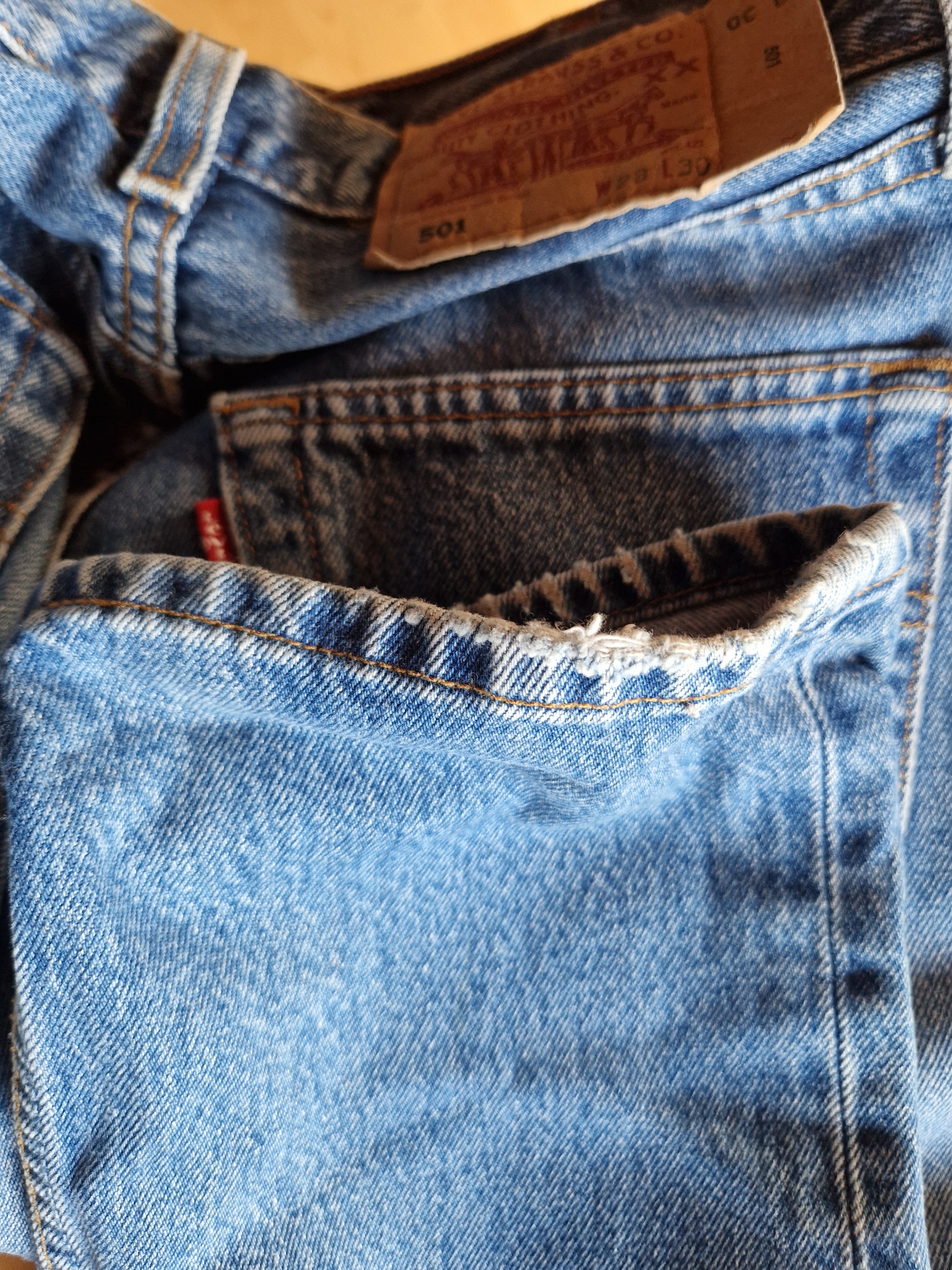 Vintage Levis Jeans 501 Helle Waschung Basic W28 L30 - RareRags