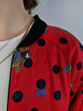 Vintage Chris Rose Blouson Luftig Wappen Print Rot Schwarze Punkte S-M