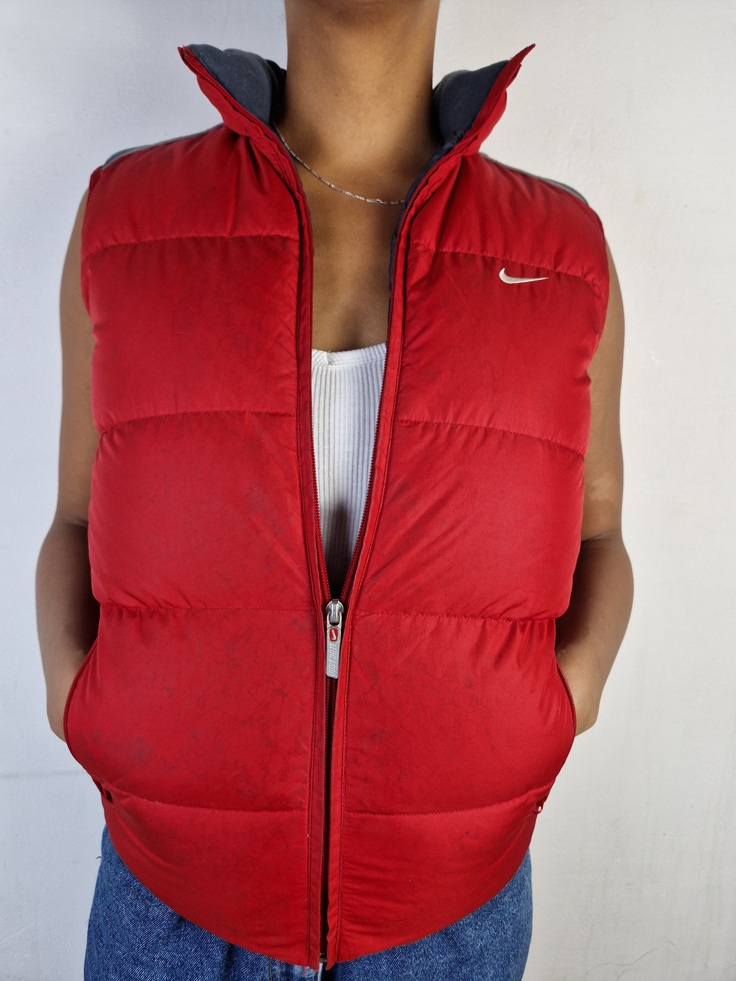 Moderne Nike Daunenweste Puffer Rot Grau S-M - RareRags