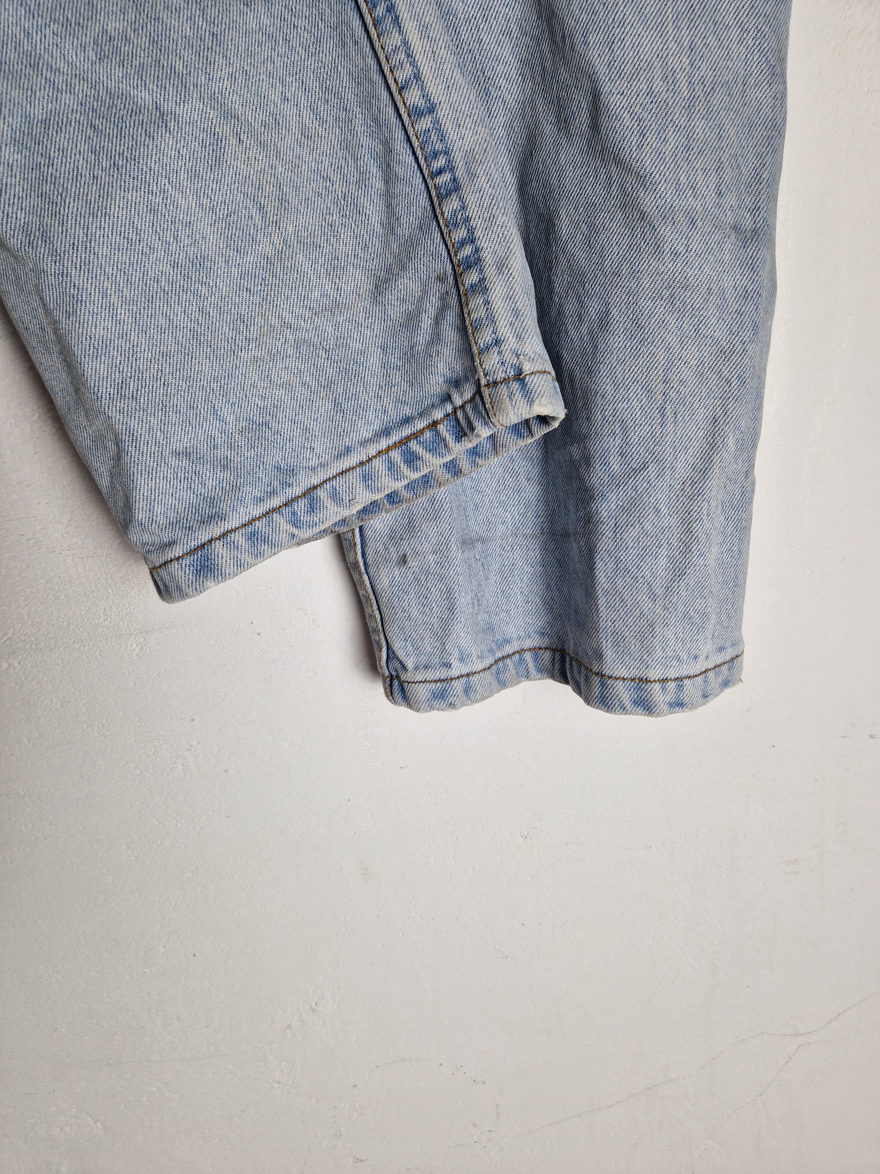 Vintage Levis Jeans 615 02 Made In Belgien Hellblau W33 L30 - RareRags