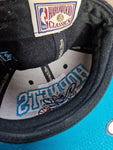 Moderne Mitchell&Ness Cap Charlotte Hornets NBA Blau Grau