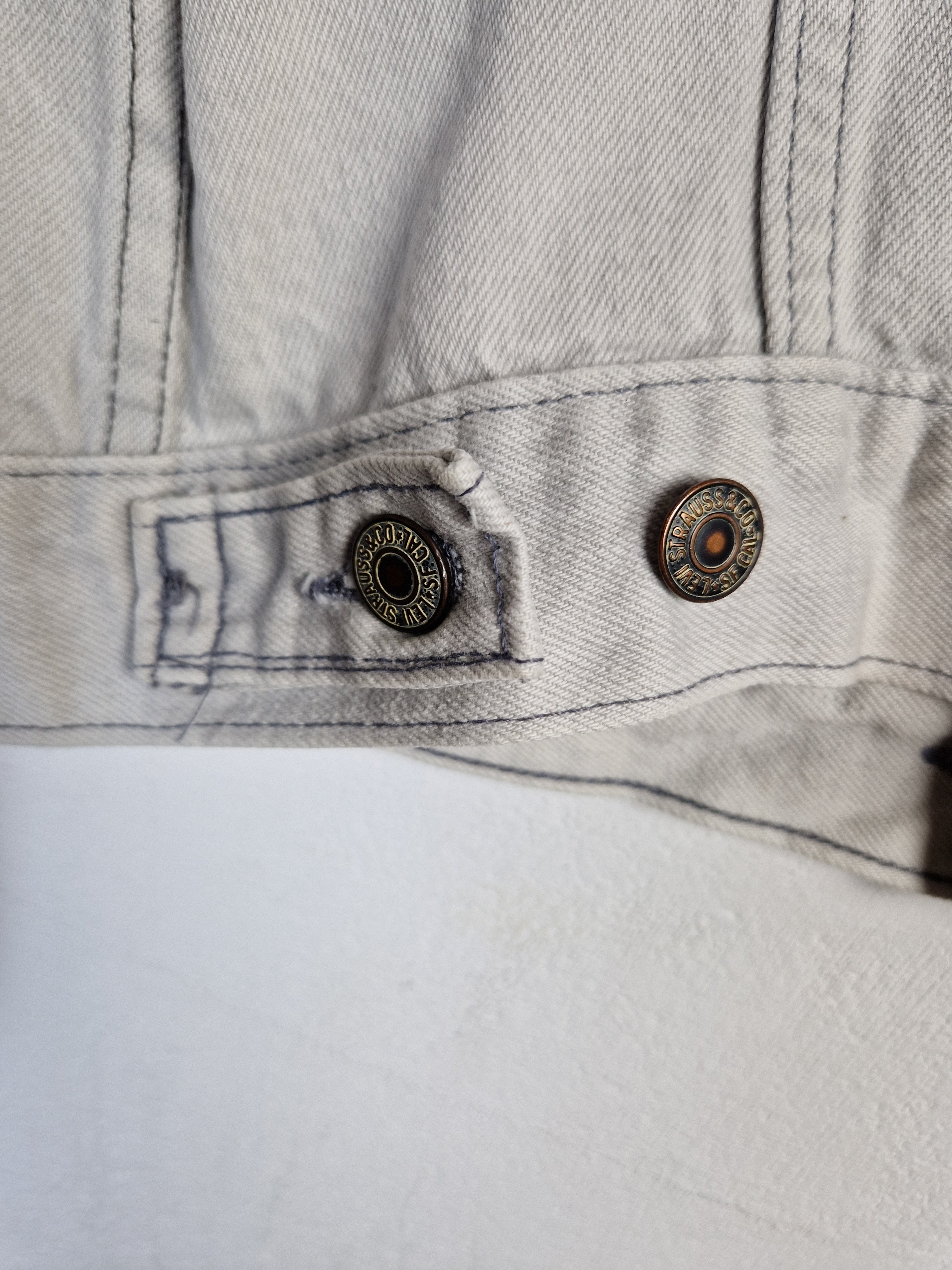 Vintage Levis Jeansjacke 80s Made In USA Red Tab (40R) Hellgrau M - RareRags