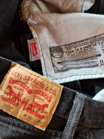 Moderne Levis Jeans 501 Made In Poland Schwarz W30 L30 RareRags