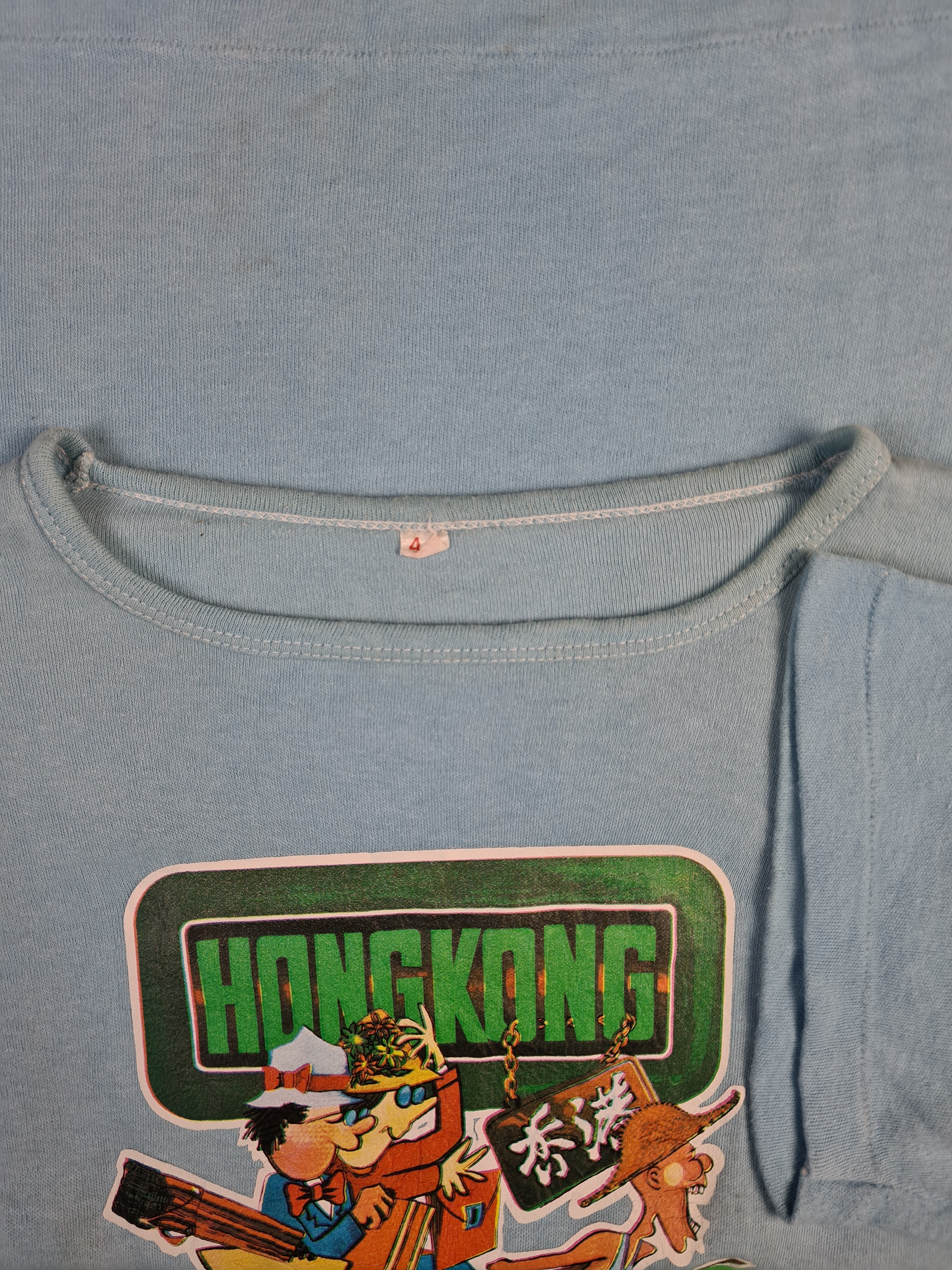 Vintage Tourist Shirt 70s Hong Kong Single Stitched Hellblau S-M - RareRags