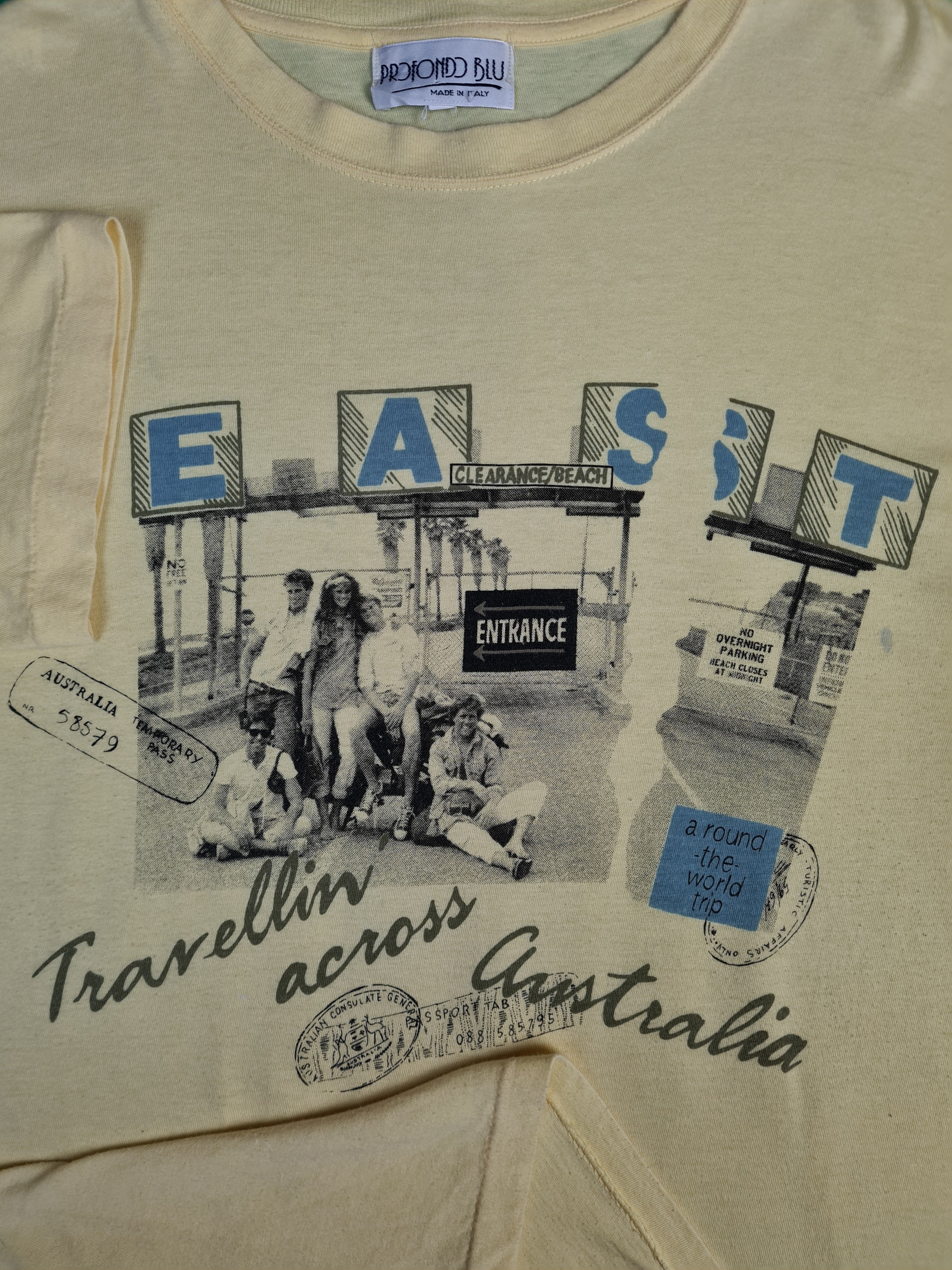 Vintage Tourist Shirt "Travellin Australia"  Single Stitched Made In Italy M-L - RareRags