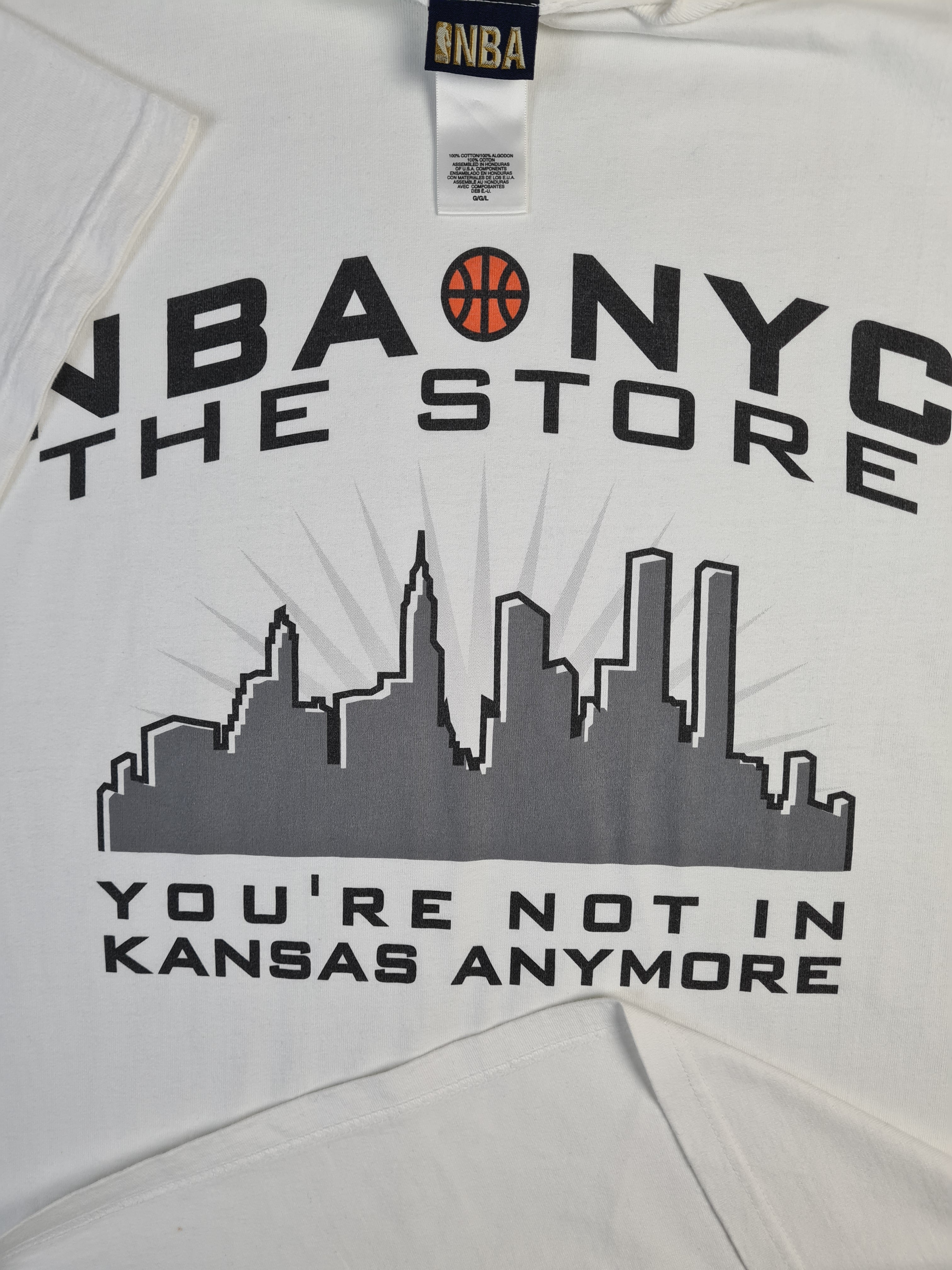 Vintage NBA Shirt "You are not in kansas anymore" Basketball  Bedruckt Weiß L - RareRags