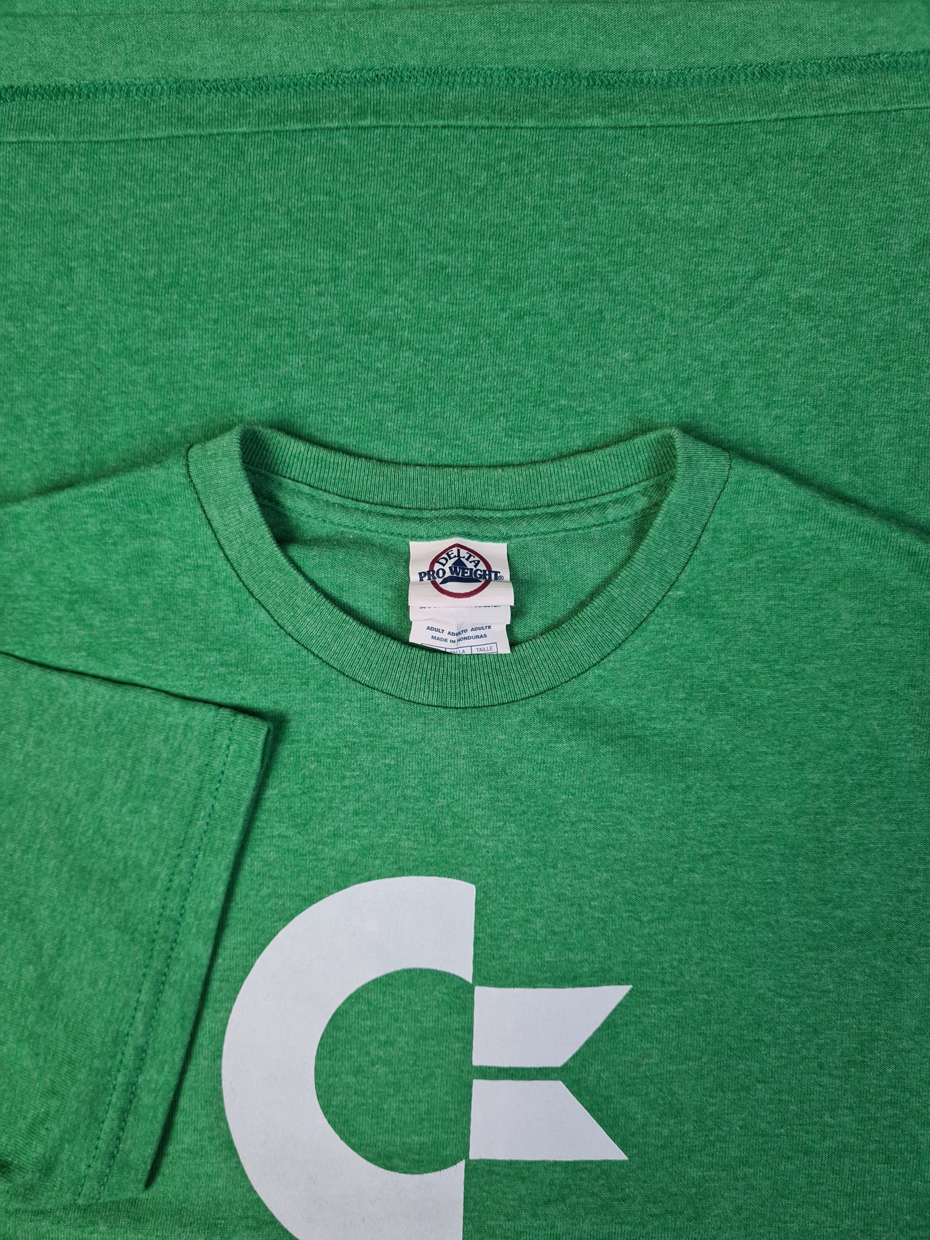 Vintage Delta Pro Weight Shirt Commodore International Promo Grün S - RareRags