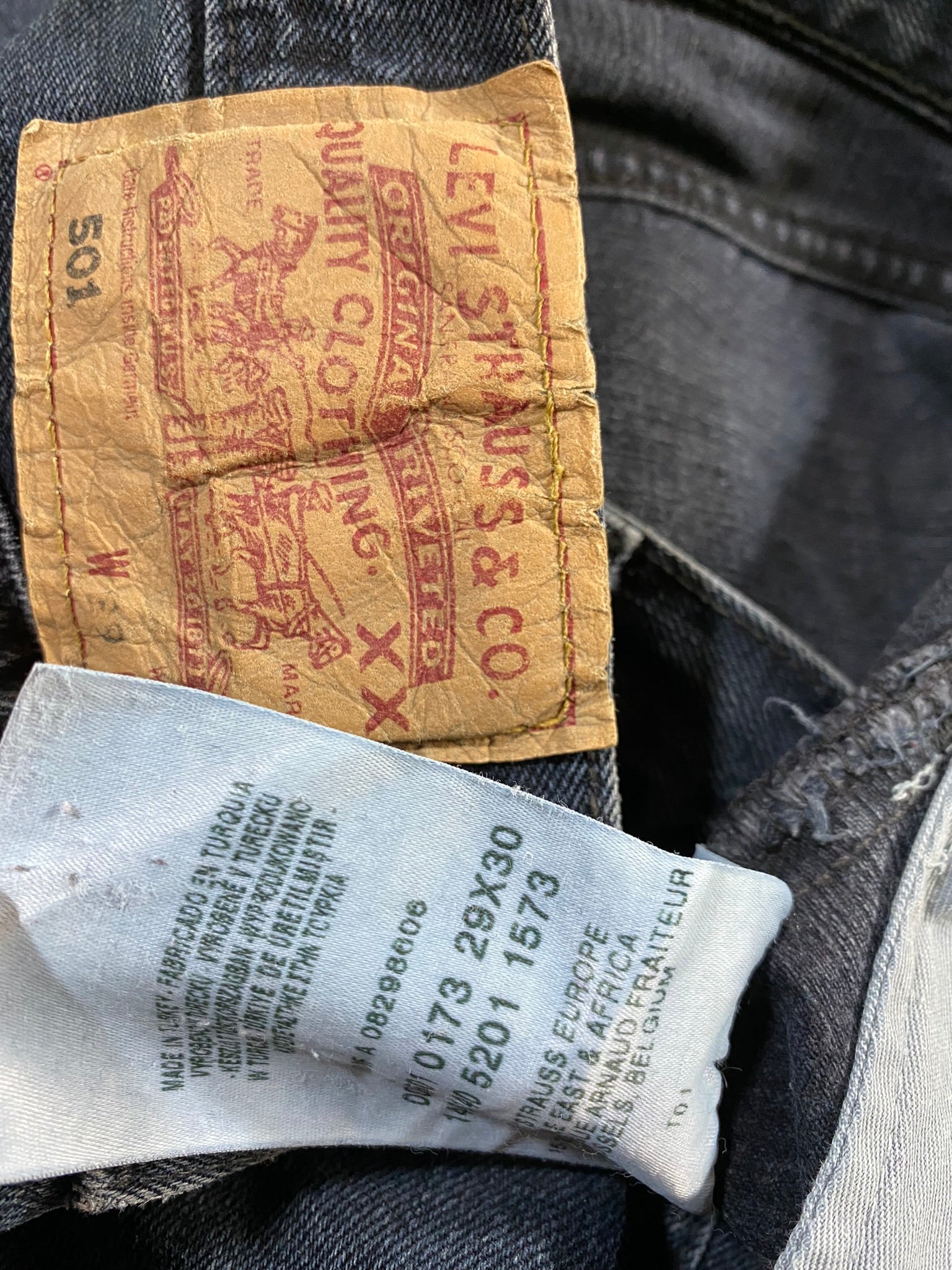 Vintage Levis Jeans 501 Basic Schwarz Grau W 29 L 30 - RareRags