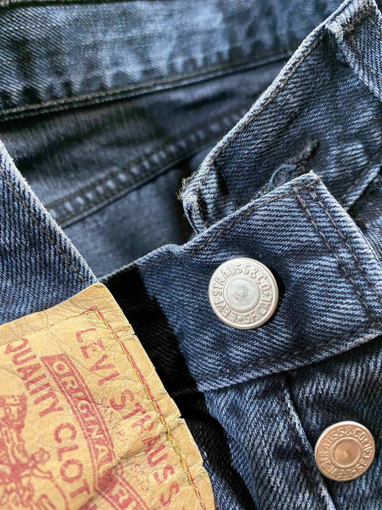 Vintage Levis Jeans 501 Basic Schwarz Grau W 29 L 30 - RareRags